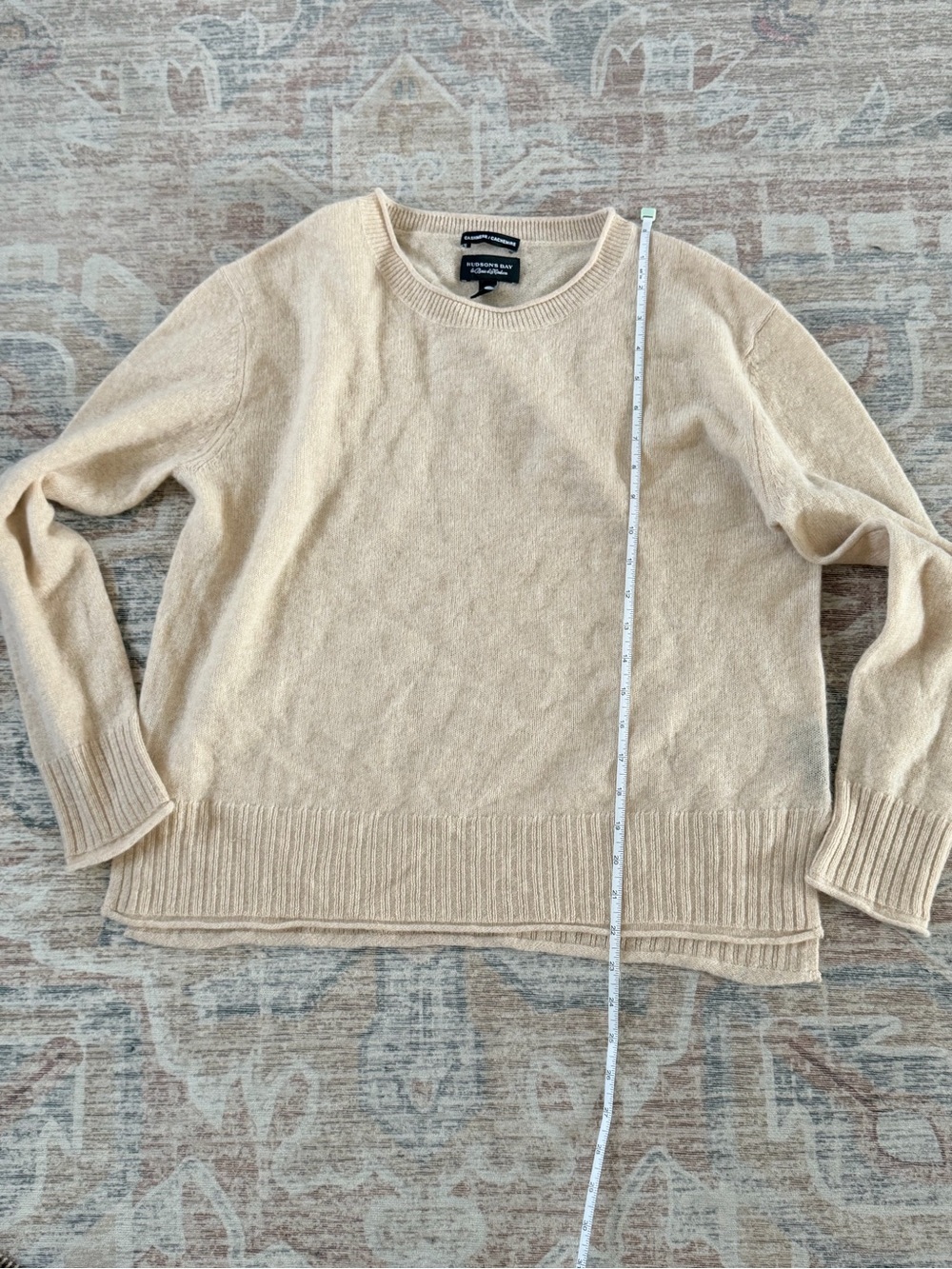 Lightweight Crewneck Sweater in Oatmeal by Hudson’s Bay 100% Cashmere